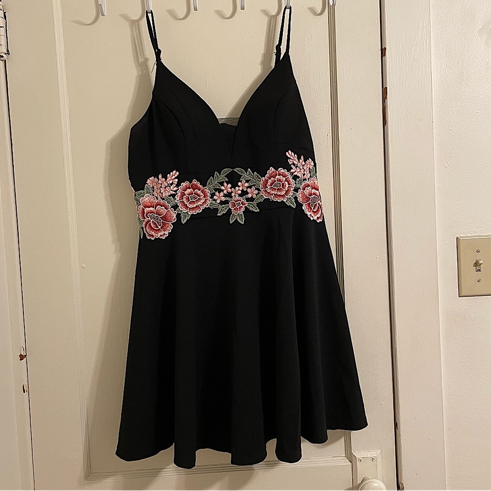 Juniors Size 13 Black Dress